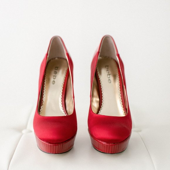 Bebe Red Satin Jeremy Platform Pumps 8.5 New in Box - Picture 10 of 13